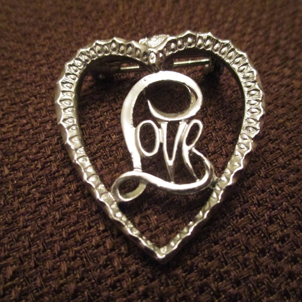 Women s Vintage Gerry Siver Plated "Heart" LOVE Brooch